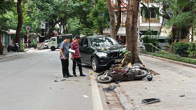 Vụ nữ sinh bị ô tô BMW X3 tông đứt lìa chân: Nhân chứng xót xa khi kể lại tai nạn ảnh 3