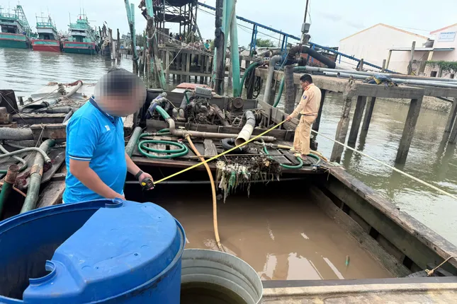 Bắt giữ 9 phương tiện, 13 đối tượng liên quan khai thác, vận chuyển cát trái phép ảnh 1