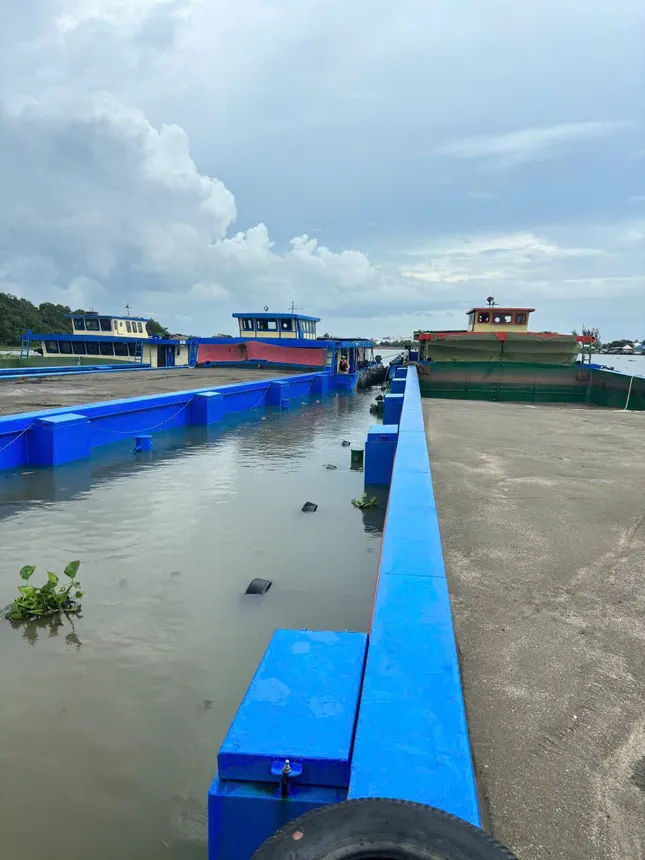 Tạm giữ 17 đối tượng liên quan 5 tàu khai thác, vận chuyển hơn 2.400 m3 cát ảnh 2