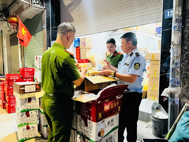 Công an Hà Nội nói về tình trạng cửa hàng ở La Phù đóng cửa không buôn bán ảnh 1