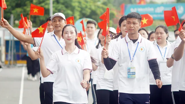 Gần 1.000 vận động viên tham dự Hội thao Công an Thủ đô năm 2025 ảnh 1