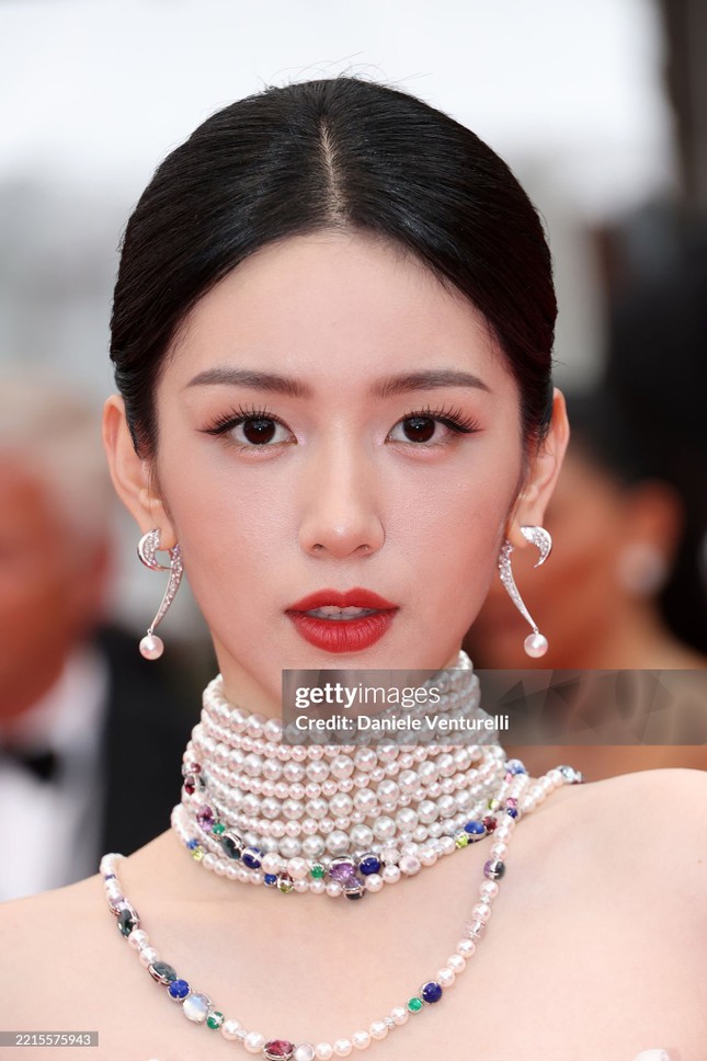 Sao nữ dưới ống kính hung thần ở Cannes ảnh 8