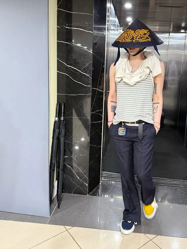 Phương Ly đính chính về bức ảnh chụp chung với G-Dragon ảnh 4