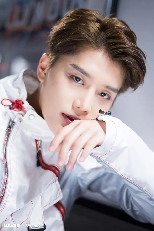 Nam ca sĩ bị bắt giam ngay tại tòa ảnh 2