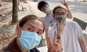 Ngọc Trinh 3h sáng “vét” sạch tủ lạnh, Võ Hoàng Yến bó tay: “Mày khùng thiệt luôn“ ảnh 4