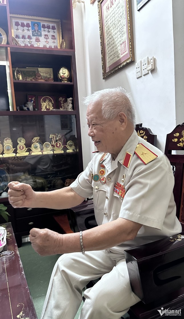 Vị tướng già kể trận đánh mở &apos;cánh cửa thép’ Xuân Lộc tiến vào Sài Gòn ảnh 5