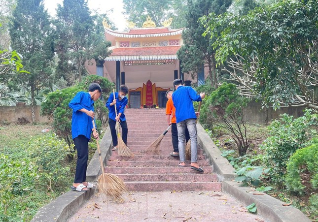 Thanh niên Phú Thọ tham gia đợt cao điểm xây dựng đô thị văn minh ảnh 6