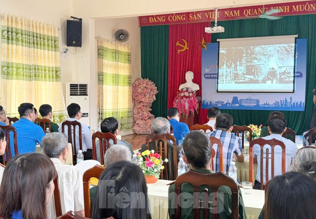 Tỉnh Đoàn Hòa Bình tọa đàm Kỷ niệm 50 năm Ngày Giải phóng miền Nam, thống nhất đất nước ảnh 1
