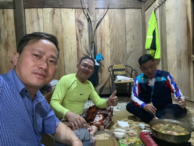 Chuyện về Thào A Lo - chàng trai khơi nguồn khát vọng thoát nghèo trên &apos;sống lưng khủng long&apos; ảnh 2