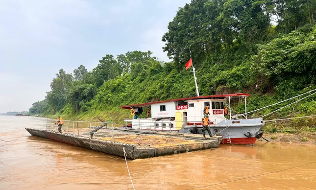 Binh chủng công binh trả lời về thông tin 'cầu phao Phong Châu bị lũ cuốn'- Ảnh 2. Binh chủng công binh trả lời về thông tin 'cầu phao Phong Châu bị lũ cuốn'- Ảnh 2.