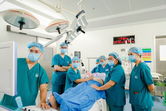 Singapore chuyển bệnh nhân đến Việt Nam thông tim bào thai ảnh 2