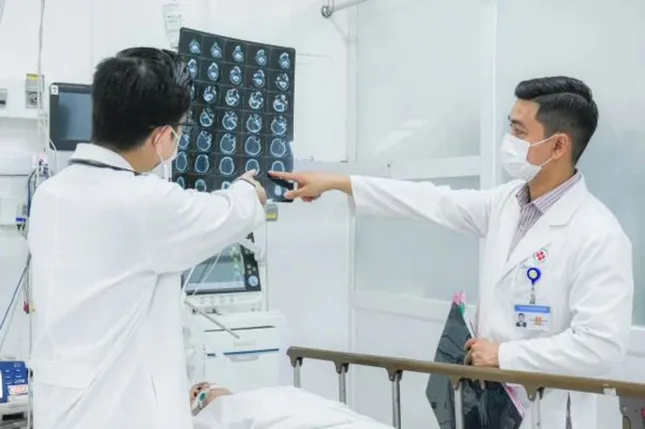 Bác sĩ Việt Nam cứu bệnh nhân người Nga đột quỵ thoát 'cửa tử' ảnh 1