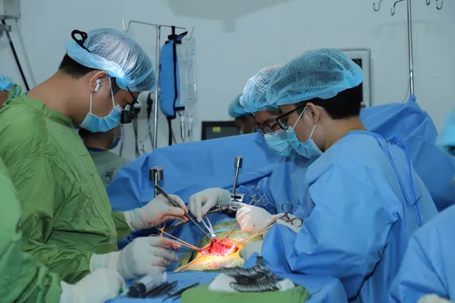 7 người thoát 'cửa tử' nhờ tạng hiến từ người đàn ông chết não ảnh 2