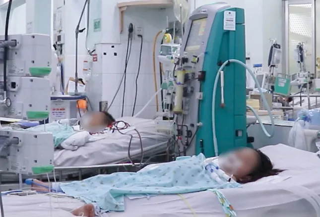 Sốt xuất huyết bùng phát sớm, hàng loạt trẻ nguy kịch vì đến viện muộn ảnh 2