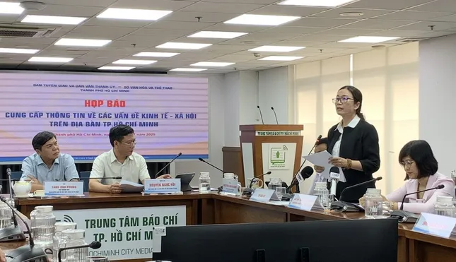 TPHCM tiếp nhận gần 80.000 hồ sơ sau 9 ngày sáp nhập đơn vị hành chính ảnh 1