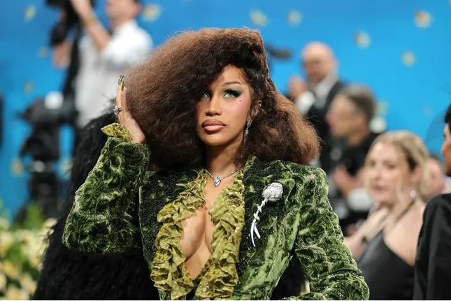 Những kiểu tóc ấn tượng nhất Met Gala 2025: Jennie, Dua Lipa "đánh bùa mê" ảnh 13