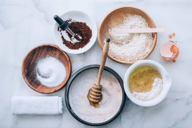 Nỗi khổ da dầu: Dưỡng thì sợ thành “chảo dầu”, không dưỡng thì xuống cấp, phải làm sao? ảnh 6