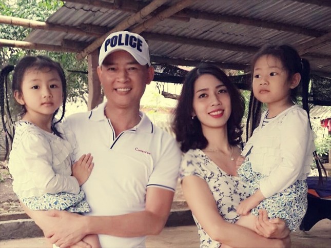 Tùng Dương nói về hạnh phúc bên vợ kém 17 tuổi sau 2 lần đổ vỡ ảnh 3