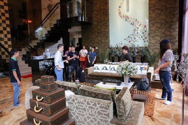 Đàm Vĩnh Hưng đòi đập biệt thự 60 tỷ, Hồ Ngọc Hà hốt hoảng lên tiếng ảnh 6