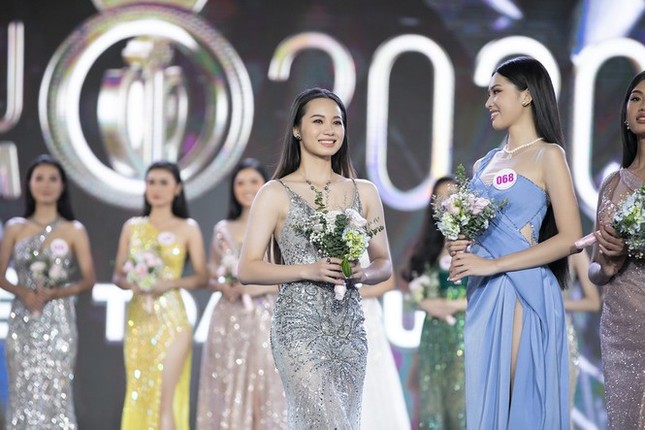 Nhan sắc hai cô gái ‘miền quan họ’ vào Chung kết Hoa hậu Việt Nam 2020 ảnh 5