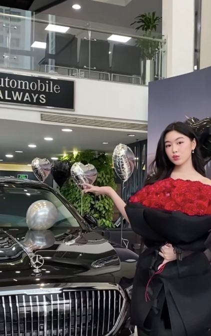 Con gái Quyền Linh trả lời câu hỏi tiền đâu mua xe hơn 7 tỷ đồng ở tuổi 19 ảnh 2