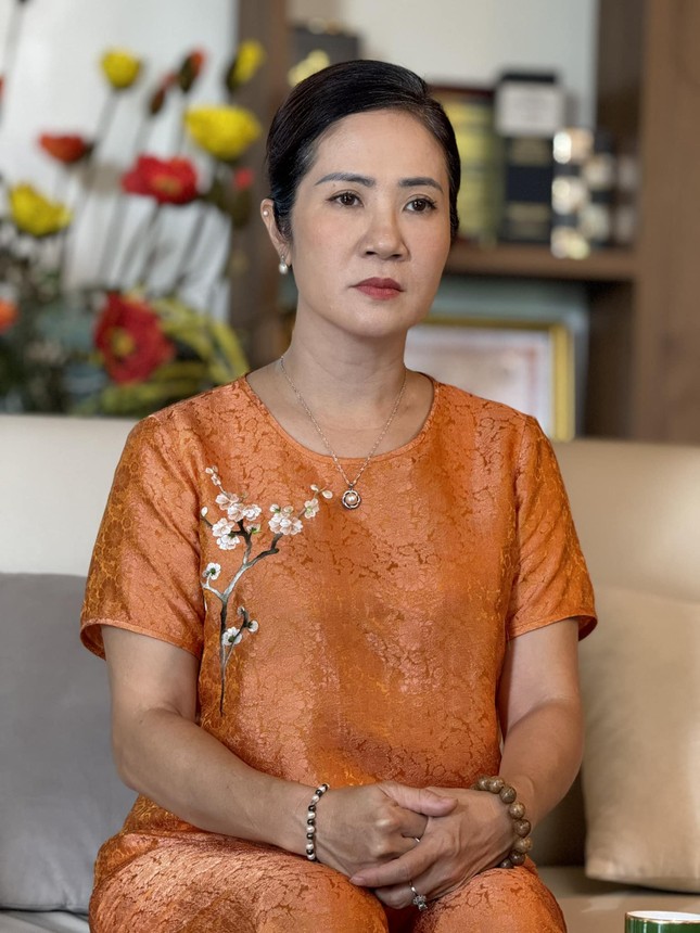 NSƯT Nguyệt Hằng rời Nhà hát Tuổi trẻ ảnh 1