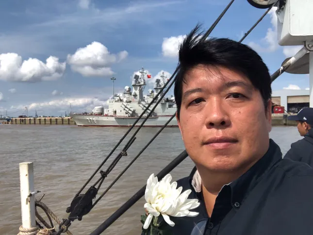 Lê Phương, Vân Trang, Cát Tường tiễn biệt Quý Bình ra biển Cần Giờ ảnh 4
