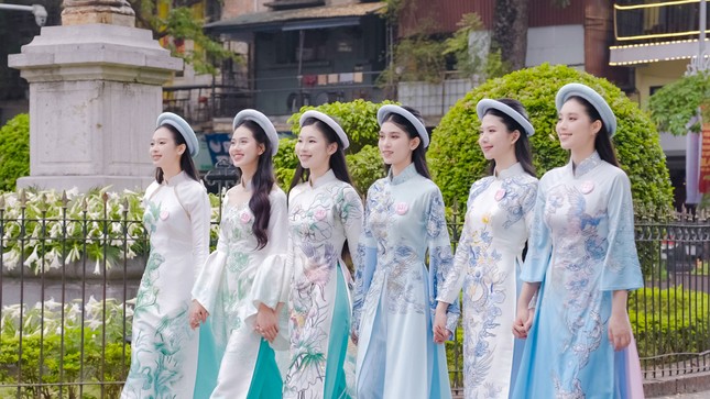 25 thí sinh Hoa hậu Việt Nam quảng bá ẩm thực Hà Nội ảnh 2