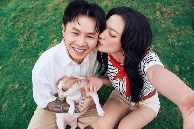 Showbiz 28/5: Bắc Hải và vợ đăng ký kết hôn sau 14 năm chung sống ảnh 2