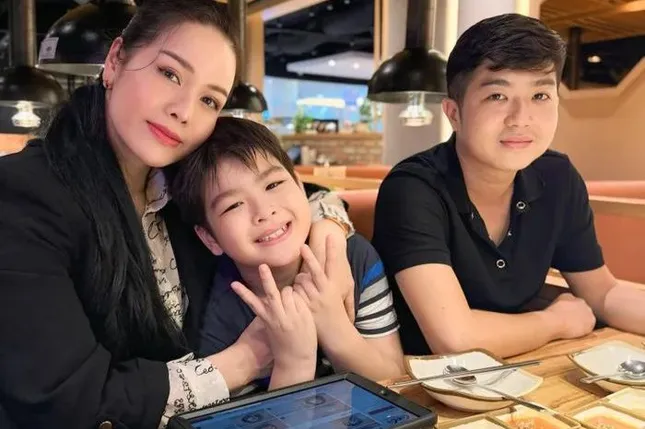 Showbiz 1/6: Nguyễn Văn Chung bán 2 triệu đồng một bài hát ảnh 2