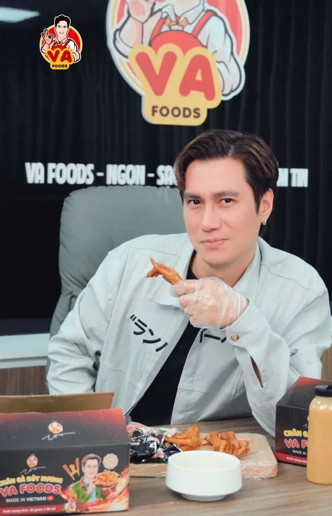Động thái bất thường của NSƯT Việt Anh ảnh 2