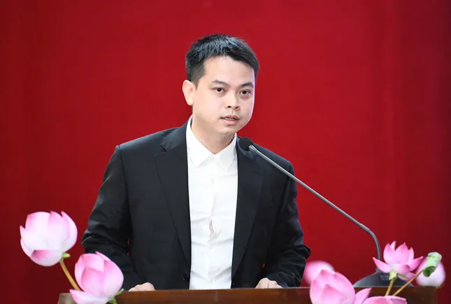 Hoa hậu Hà Trúc Linh: 'Nhiều bạn học người dân tộc thiểu số nhắn tin chúc mừng tôi' ảnh 13