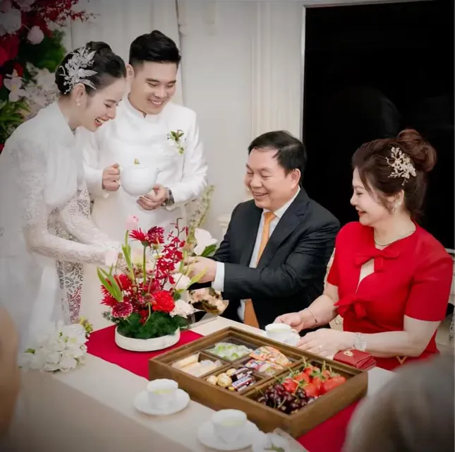 Hương Liên kết hôn ảnh 2