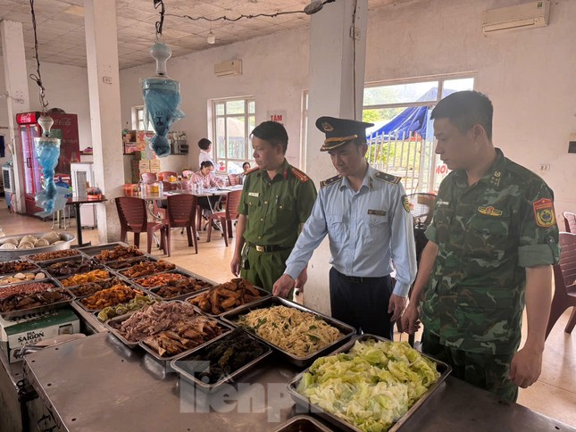 Một tháng Lạng Sơn phát hiện 133 cơ sở vi phạm an toàn thực phẩm ảnh 1