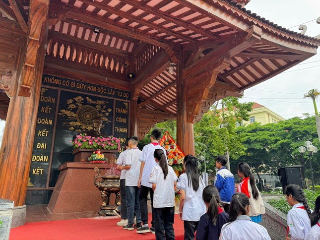 Lạng Sơn kêu gọi dành nguồn lực cho trẻ em ảnh 1