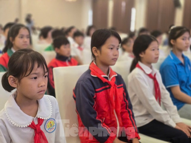 Lạng Sơn kêu gọi dành nguồn lực cho trẻ em ảnh 2