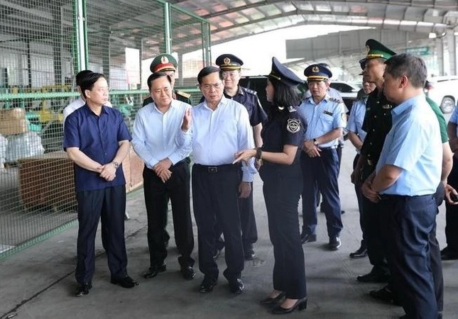 Phó Thủ tướng Bùi Thanh Sơn chỉ đạo công tác phòng chống buôn lậu ở Lạng Sơn ảnh 1