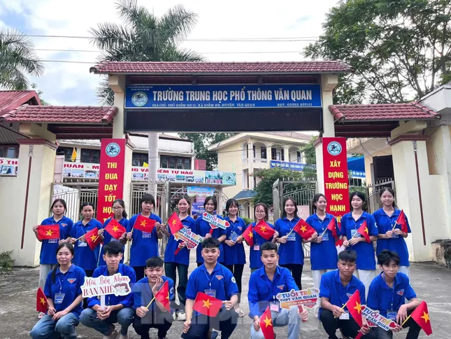 Tuổi trẻ Lạng Sơn thành lập 45 đội hình tình nguyện tiếp sức kỳ thi vào lớp 10 ảnh 1