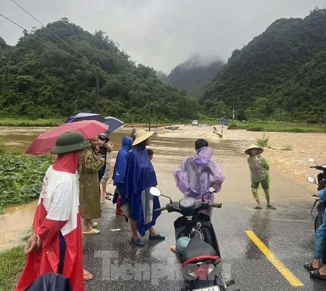 Mưa lũ ở Lạng Sơn làm 2 người bị thương, 110 ngôi nhà hư hỏng ảnh 3