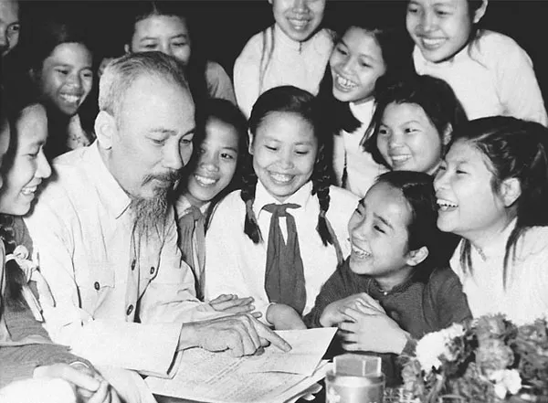Cuộc đời Bác Hồ gắn liền với con số nào một cách rất tự nhiên?
