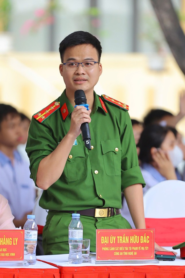Thuốc lá điện tử - 'cạm bẫy ngọt ngào' với thanh thiếu niên ảnh 24