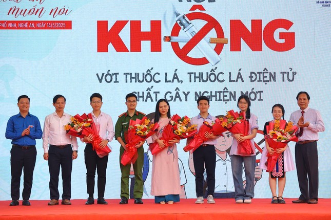 Thuốc lá điện tử - 'cạm bẫy ngọt ngào' với thanh thiếu niên ảnh 26