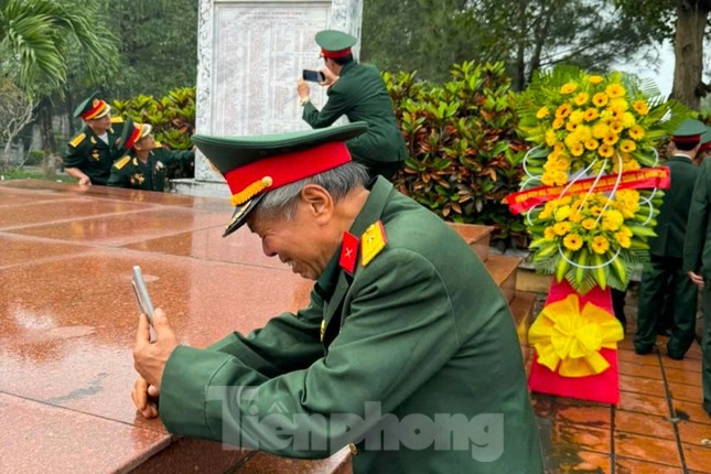 &apos;Họ đã cười khi được đi và khóc nơi mình đến&apos; ảnh 3