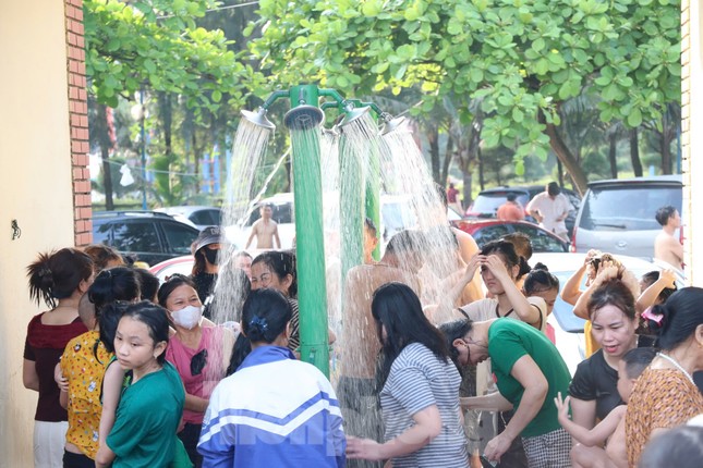 Động thái của Nghệ An khi du khách &apos;chê&apos; dịch vụ ở Cửa Lò ảnh 2