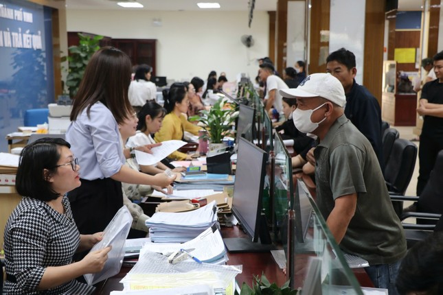 Nghệ An chỉ đạo thay thế ngay cán bộ sợ sai, né tránh, đùn đẩy công việc ảnh 1