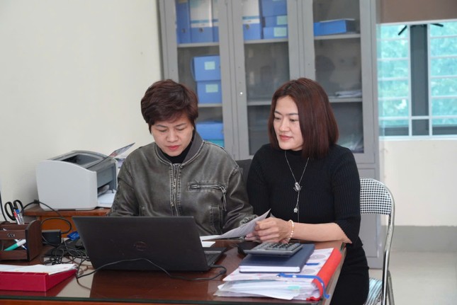 Nhiều giáo viên, nhân viên hợp đồng bị nợ lương nhiều tháng ảnh 2