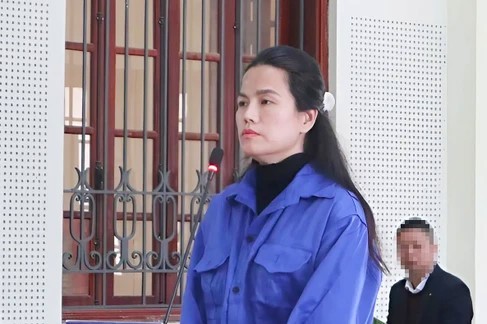 Vạch trần thủ đoạn lừa đảo của nữ phó trưởng phòng ngân hàng xinh đẹp ảnh 1