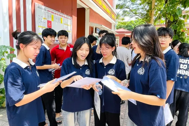 Đề thi về trò chơi dân gian có làm &apos;khó&apos; thí sinh Nghệ An? ảnh 1