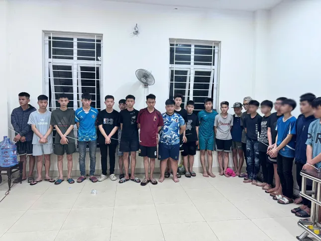 Bắt 28 đối tượng mang theo dao rựa đuổi đánh nhau ảnh 3