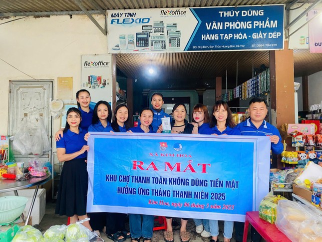 Hà Tĩnh thành lập hơn 210 đội hình thanh niên 'Bình dân học vụ số' ảnh 1